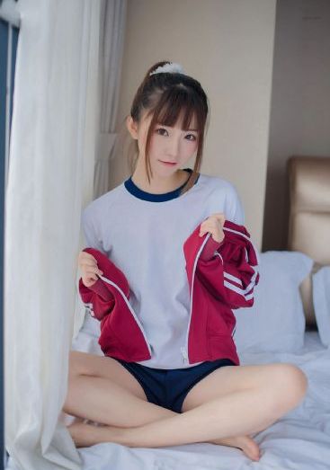 向上传递微热的夜晚