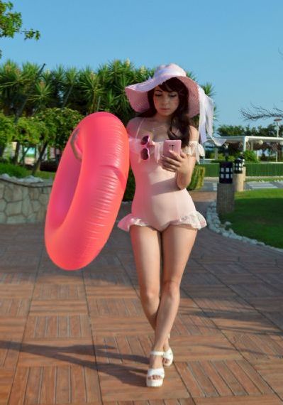 春光烂漫海棠红